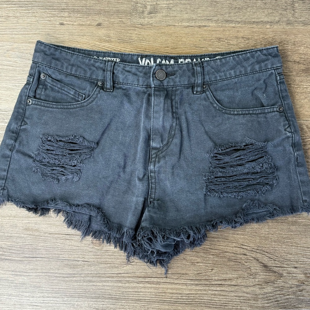 Volcom Women’s Distressed Charcoal Gray/Black Jean Shorts with Raw Hem, size 28
